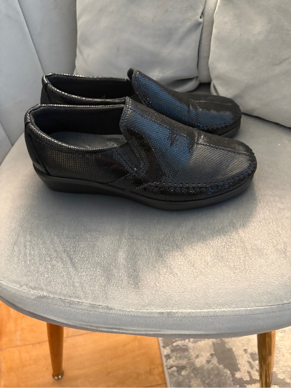 SAS Women’s “Dream” Black Snake Slip-On Comfort Loafers - Picture 2 of 10